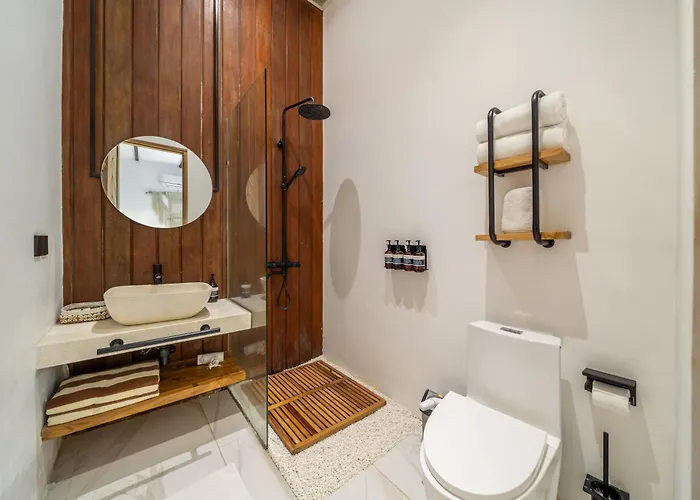 Villa Blue Wave - Private Pool With Spacious Garden
