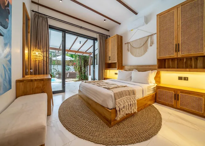 Blue Wave - Private Pool With Spacious Garden Villa