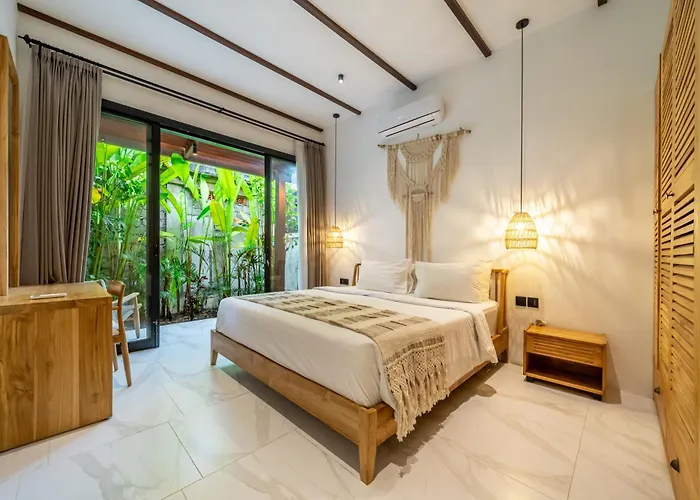 Blue Wave - Private Pool With Spacious Garden Ubud